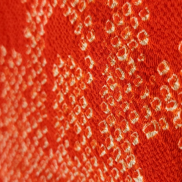 Vintage Silk Kimono Fabric Reverses to  Shibori Fabric Decoration 14" x 15" - Picture 12 of 12